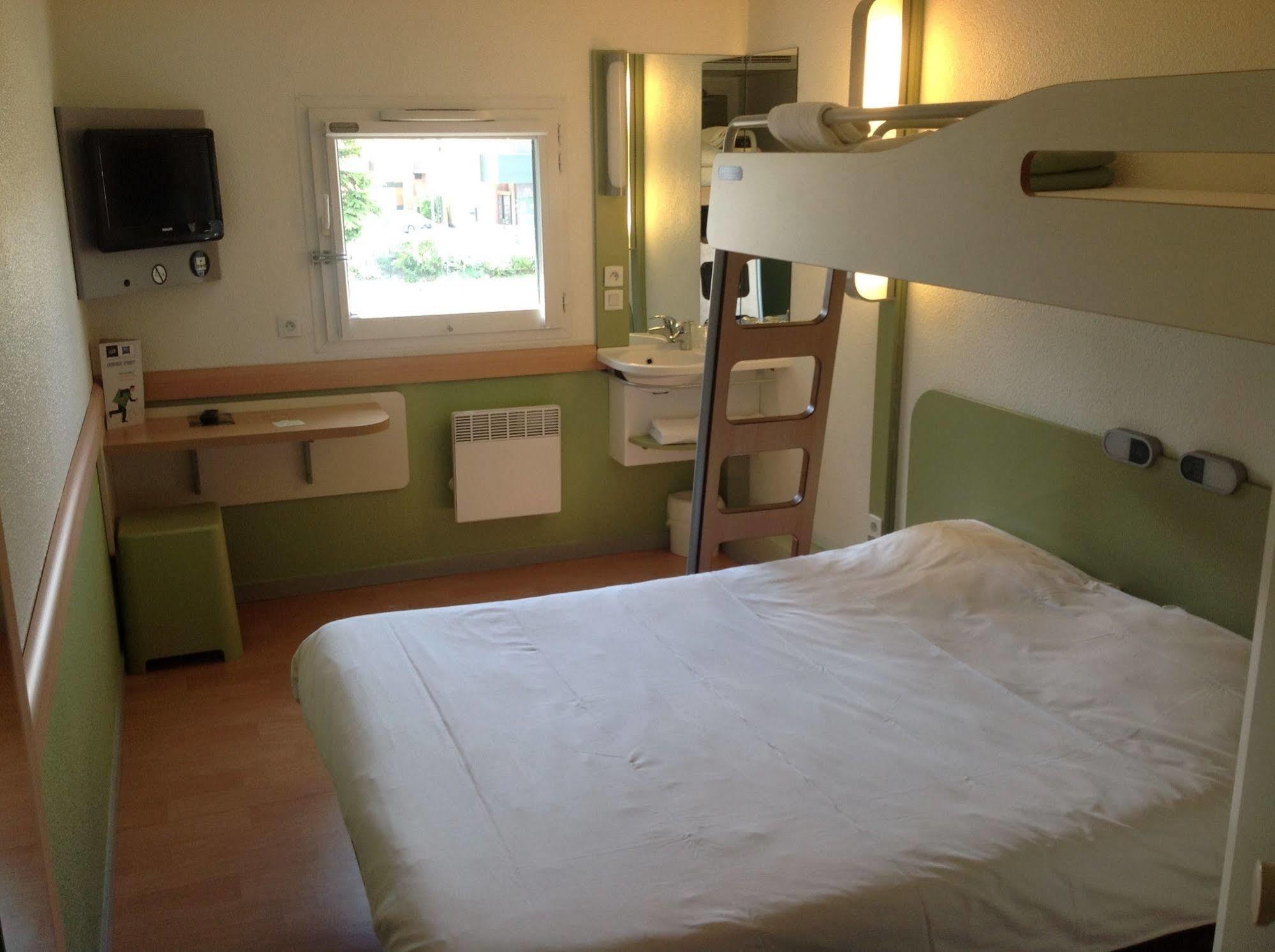 Ibis Budget Orgeval Orgeval  Exterior photo