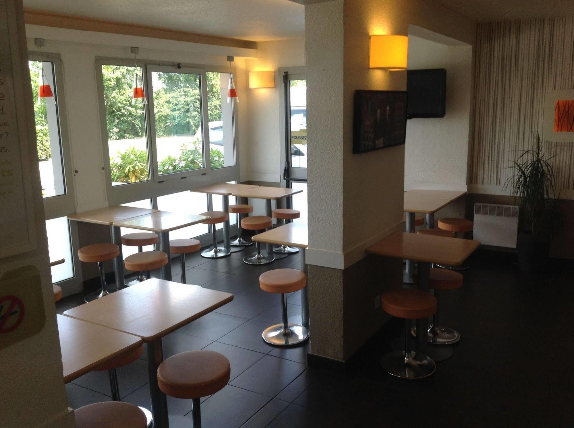 Ibis Budget Orgeval Orgeval  Exterior photo